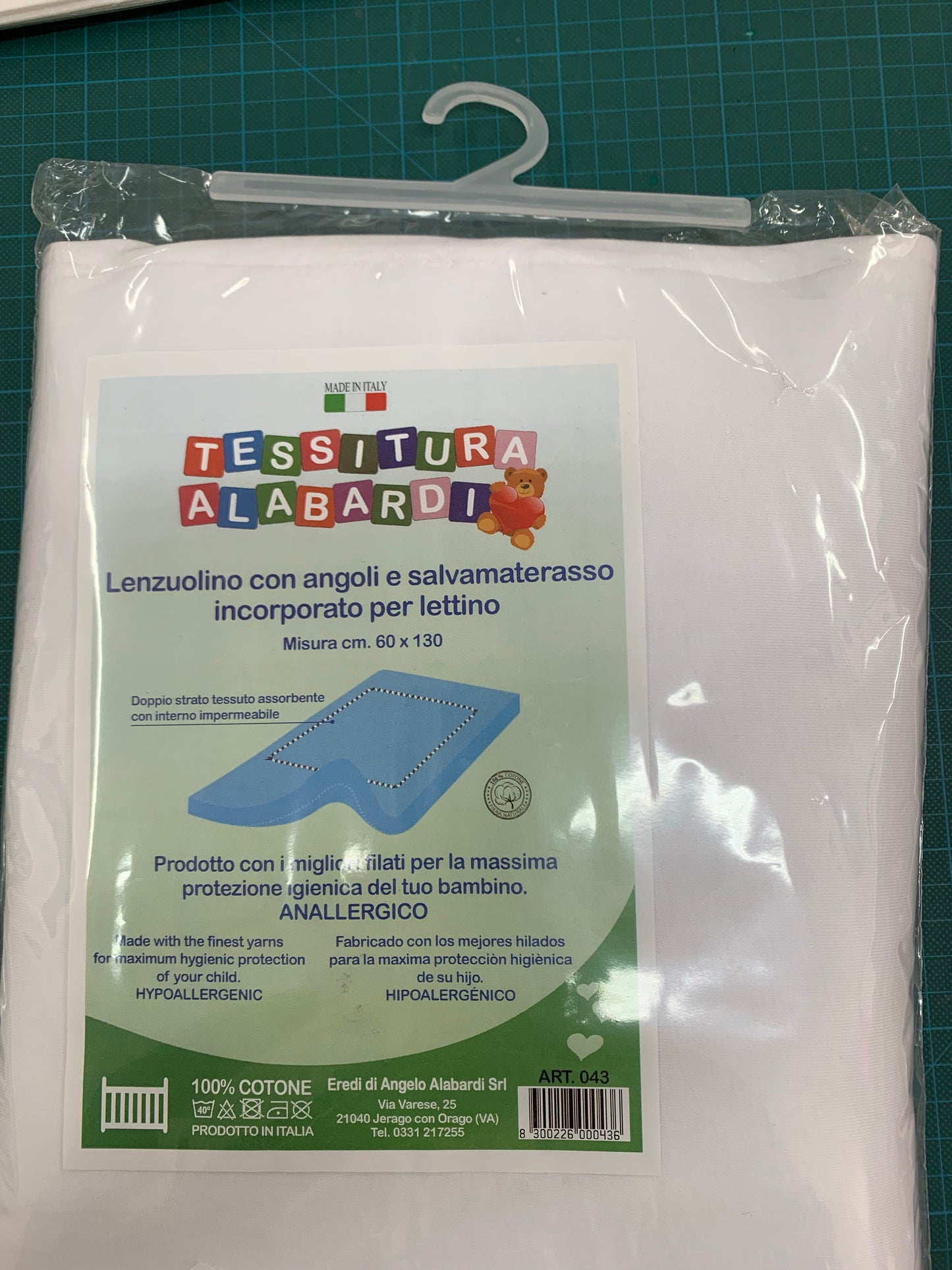 Waterproof mattress protector