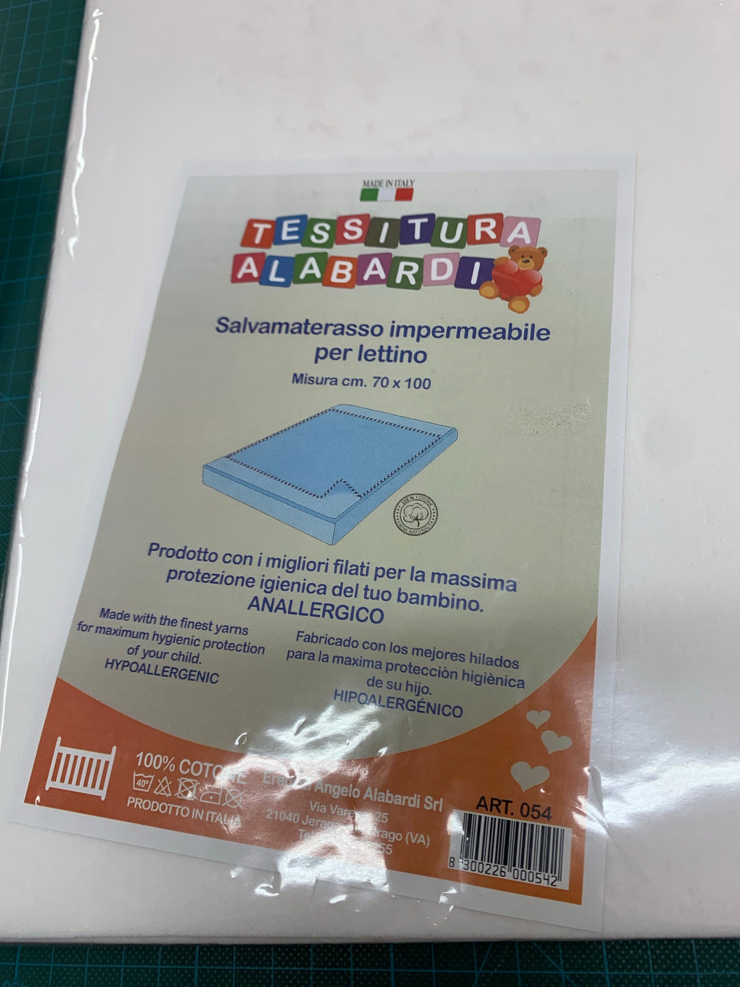 Waterproof mattress protector